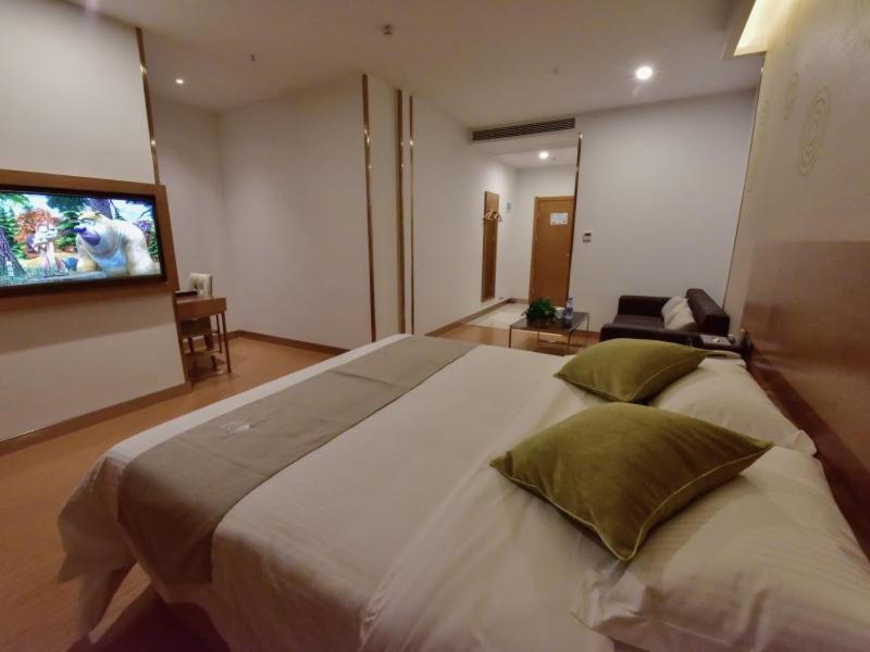 Greentree Inn Huanggang Qichun County Ouyada Square Express Hotel מראה חיצוני תמונה