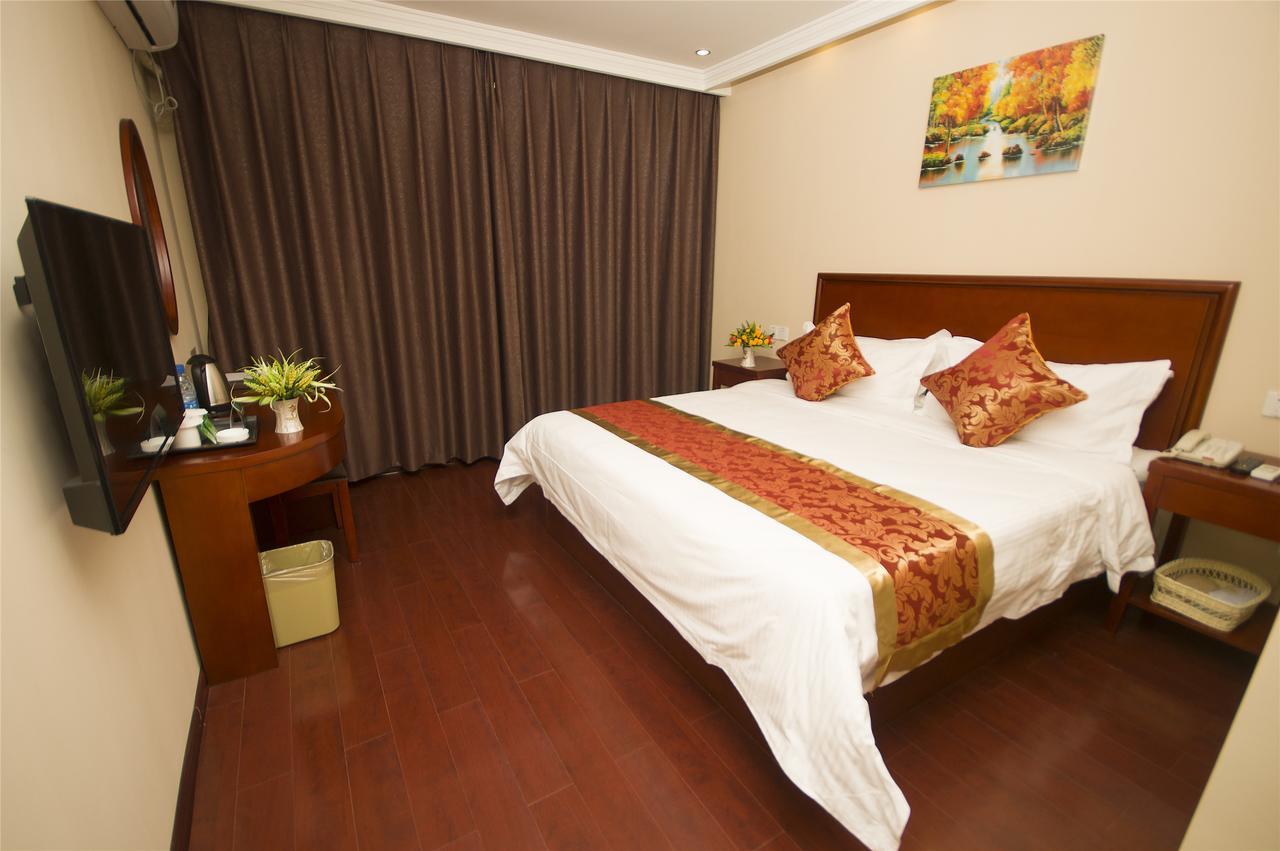 Greentree Inn Huanggang Qichun County Ouyada Square Express Hotel מראה חיצוני תמונה